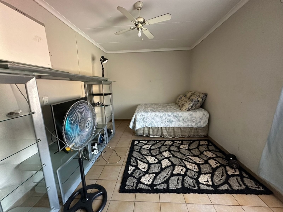 3 Bedroom Property for Sale in Rustenburg Central North West